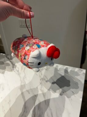 RARE Sanrio Hello Kitty Tsum Tsum Sakura Plush Ornament Mascot Charm